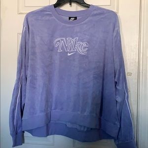 Lightweight Nike sweatshirt
